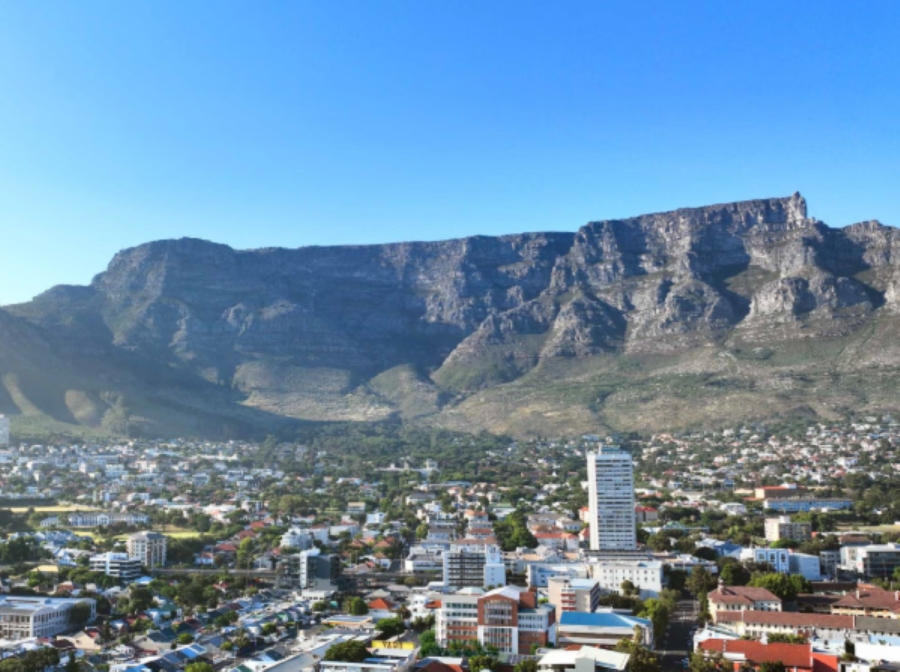 1 Bedroom Property for Sale in Gardens Western Cape
